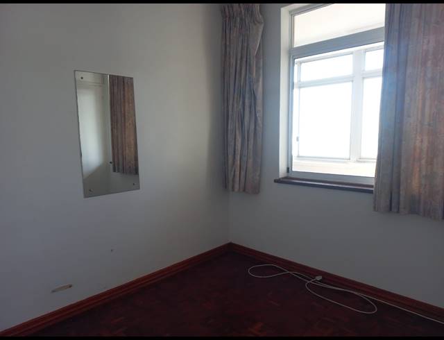 2 BEDROOM FLAT TO LET IN SOUTH BEACH
